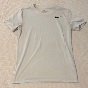 Nike White Short Sleeve T-Shirt